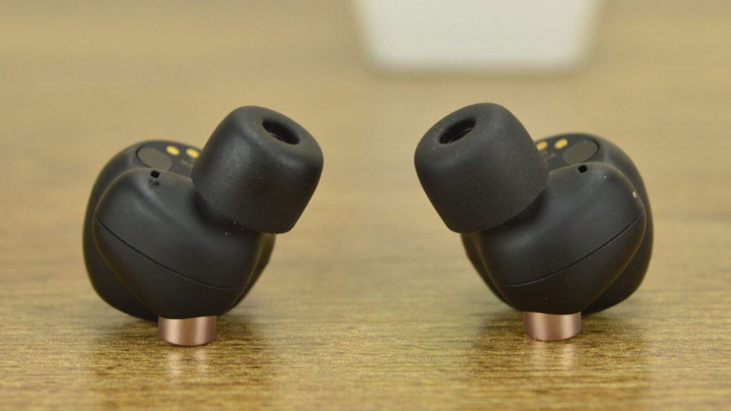 Bluetooth wireless earbuds